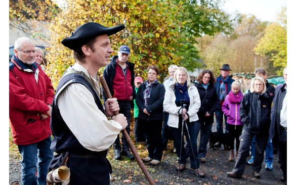 TEASER WEL  GESCHICHTEN Führung Museumswanderweg M Thon_Foto Alexander Kiss.jpg