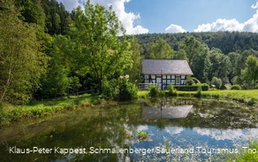 Waldarbeitermuseum in der alten Mühle von Latrop, Außenansicht