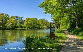 Wasserstaaten Rundweg am Gambachsweiher Wasserstaaten Rundweg am Gambachsweiher