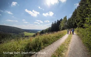 Familie auf dem Höhenring