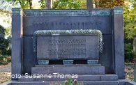 Buschey Friedhof Hagen Grabstein Fam. Hermann Puts