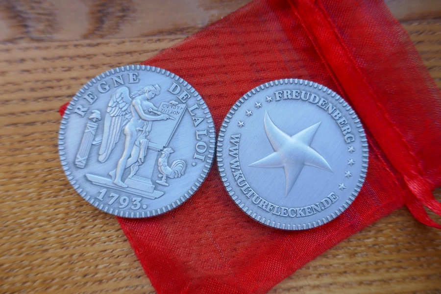 M&uuml;nze Kriegskassenraub KunstFlecken Weg