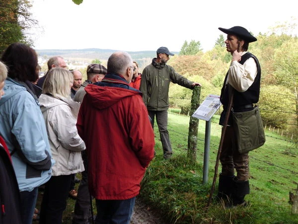 Wender  Hütte Geschichtenwanderung.jpg