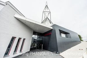 Eingang by PHÄNOMENTA Lüdenscheid.jpg
