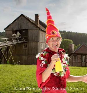 2025_FER_Luise_Titel mit Zwerg.jpg