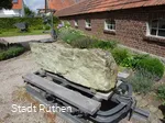 Lore mit Rüthener Grünsandstein