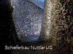 imposante Schieferwand im Schieferbau Nuttlar